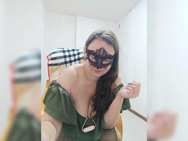 le modèle Mayag est en webcam porno dans un show sur le site bongacams, il possède les tags suivants: White/Caucasian,Brunette,Trimmed