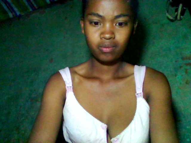 Allycha1 live cam on BongaCams