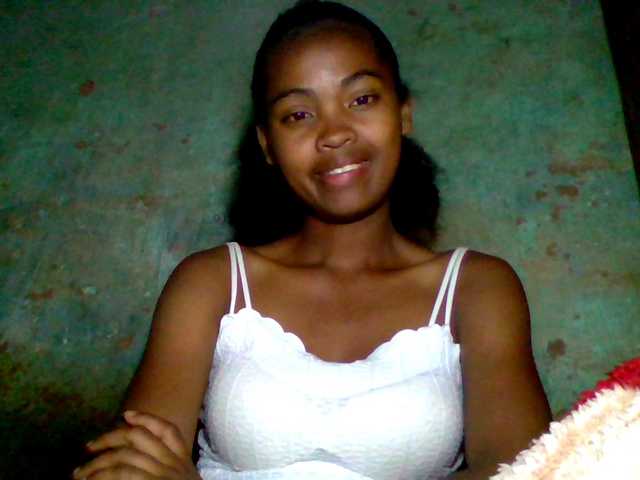 Allycha1