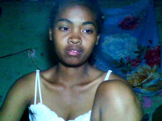 Allycha1