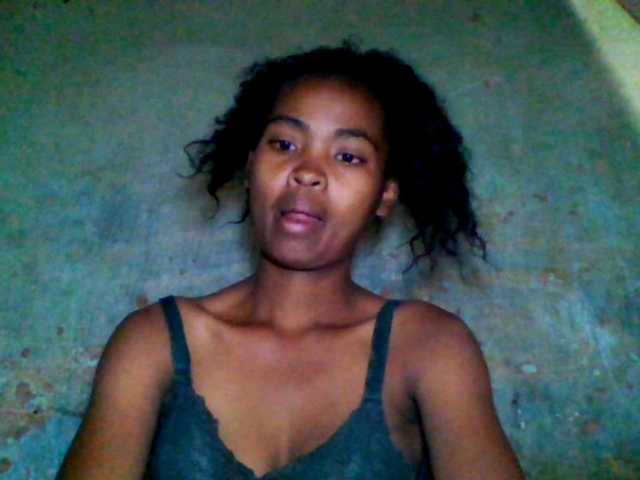 Allycha1 live cam on BongaCams