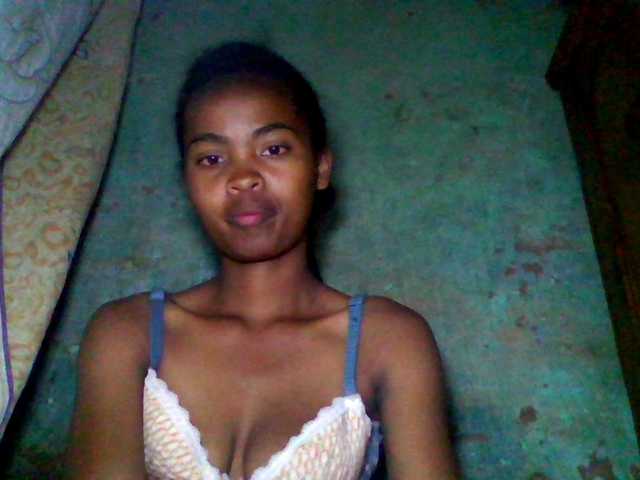 Allycha1 Live Cam on BongaCams