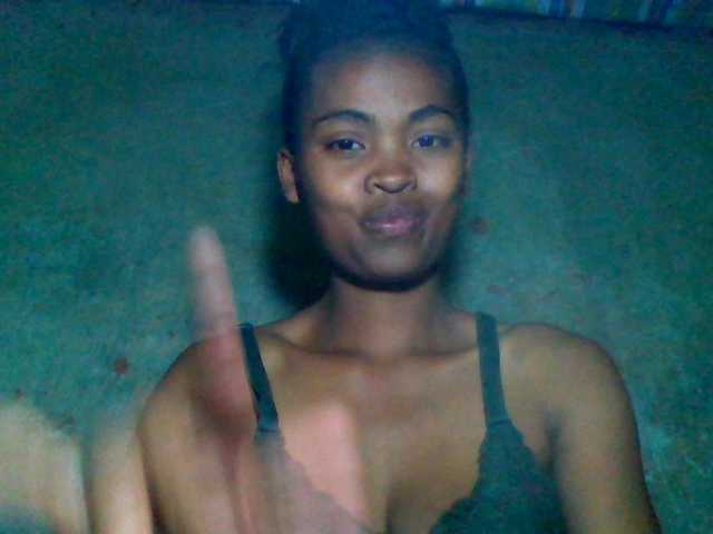 Allycha1 live cam on BongaCams