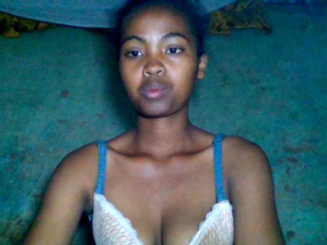 Allycha1 Live Cam and Statistics on UnifiedCams