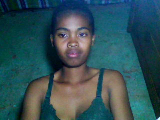 Allycha1 live cam on BongaCams