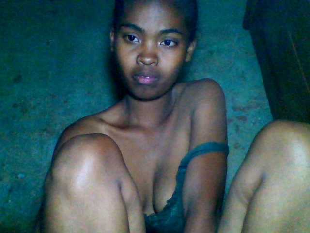 Allycha1 live cam on BongaCams