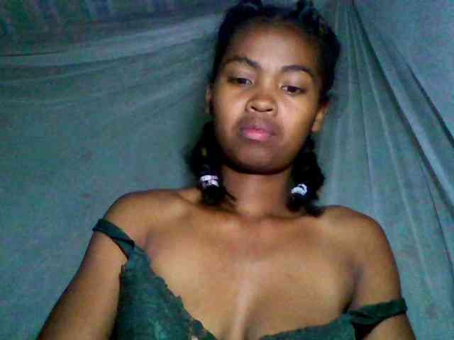 Allycha1