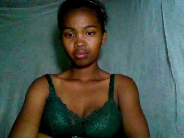 Allycha1