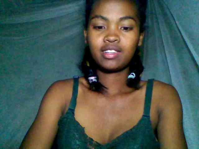 Allycha1