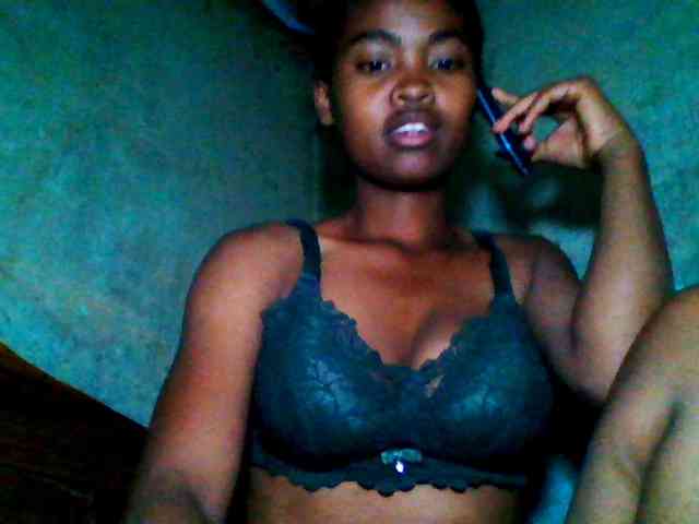 Allycha1 webcam