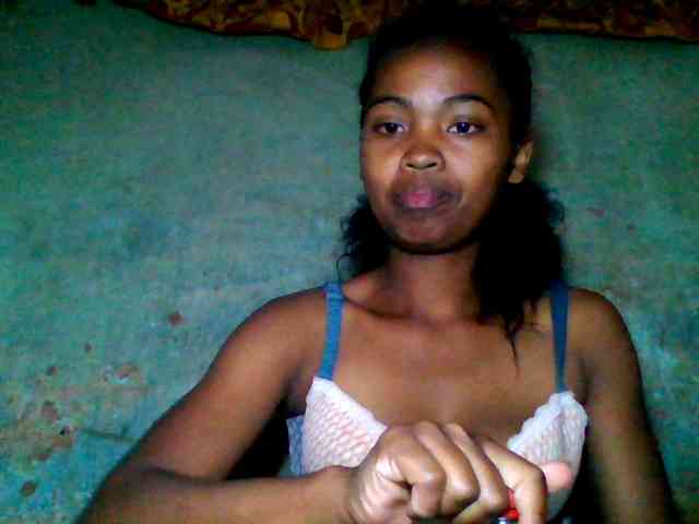 Allycha1 webcam