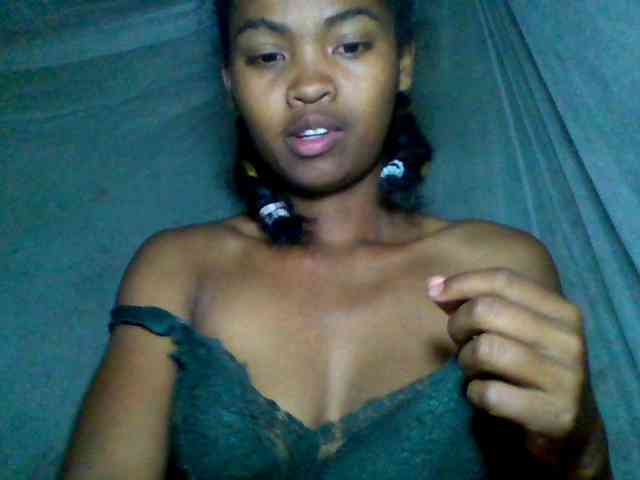 Allycha1