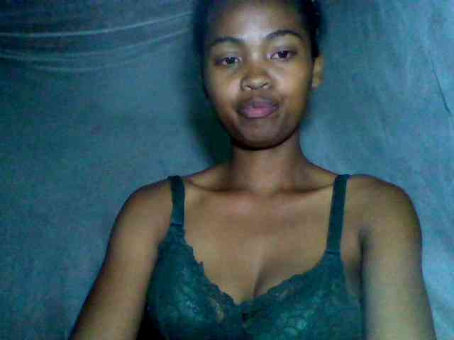 Allycha1