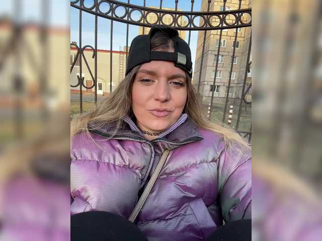 KotiMrrr's BongaCams show and profile