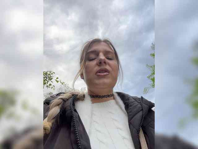 KotiKillerFeaturrrrre webcam