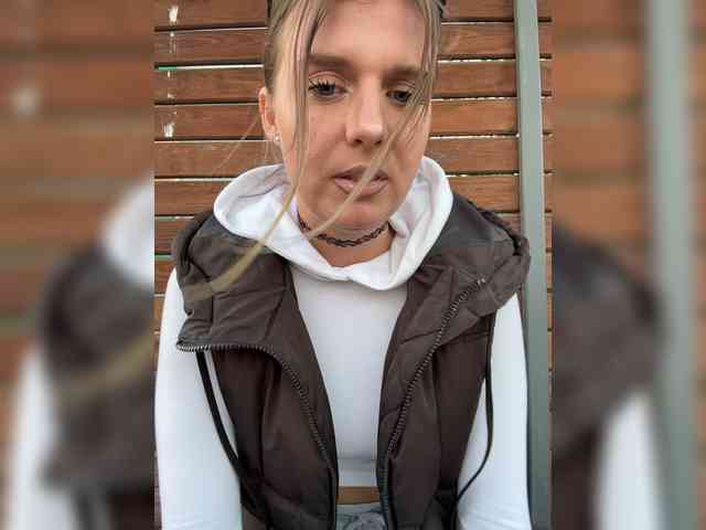 KotiKillerFeaturrrrre webcam