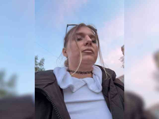 KotiKillerFeaturrrrre webcam