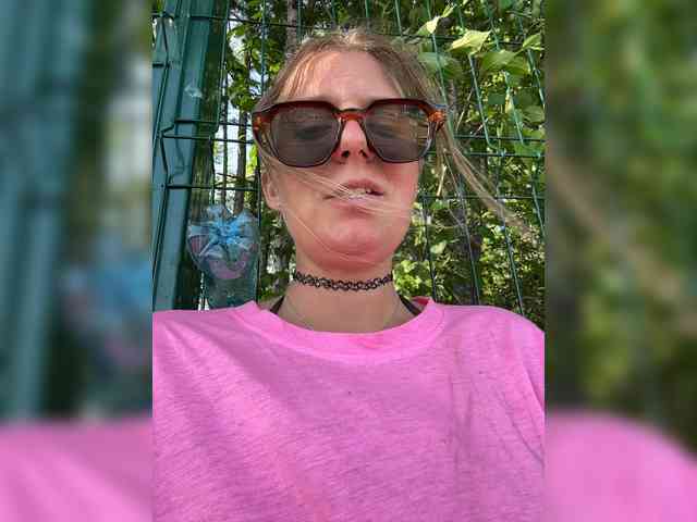 KotiKillerFeaturrrrre webcam