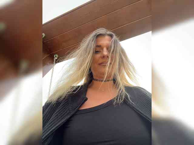 KotiKillerFeaturrrrre webcam