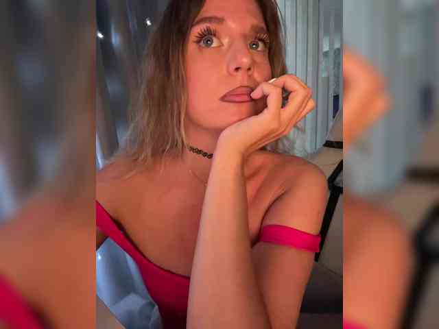KotiKillerFeaturrrrre webcam