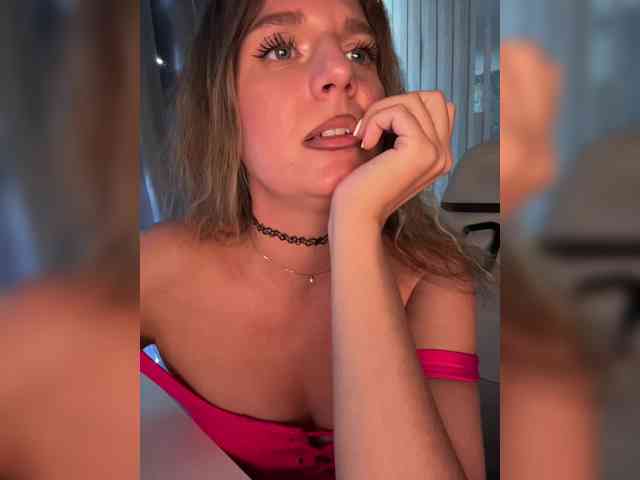 KotiKillerFeaturrrrre webcam