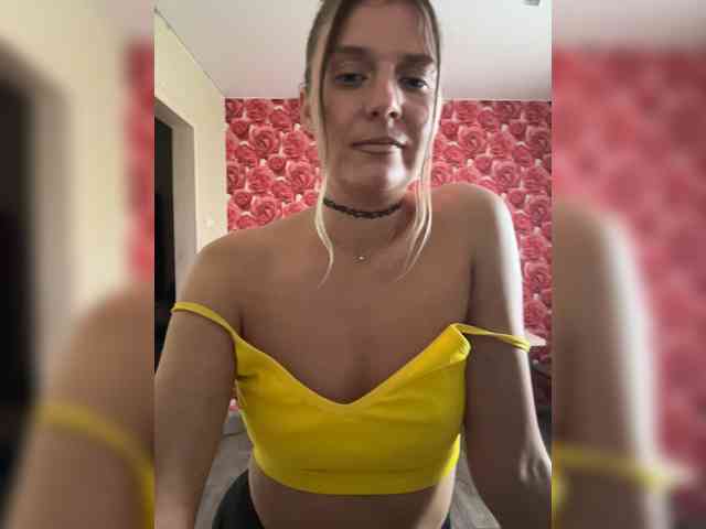 KotiKillerFeaturrrrre webcam