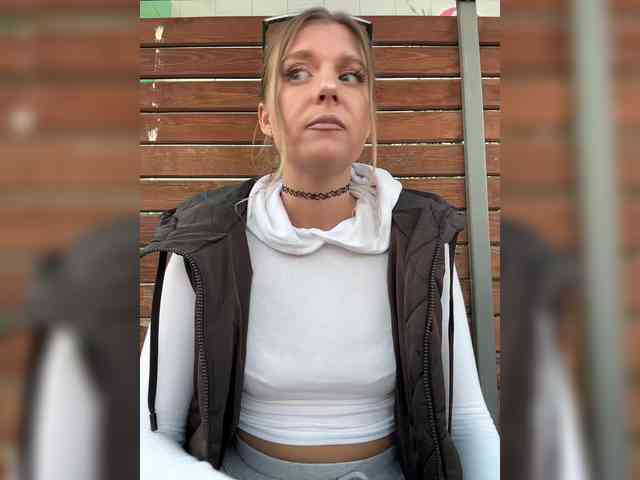 KotiKillerFeaturrrrre webcam