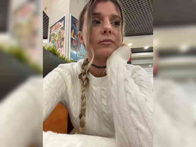 KotiKillerFeaturrrrre webcam