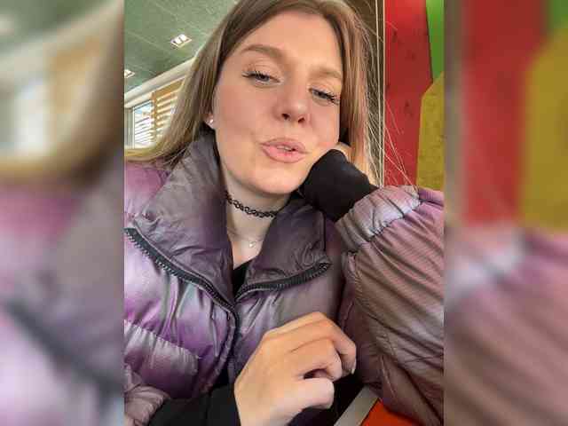 KotiKillerFeaturrrrre webcam