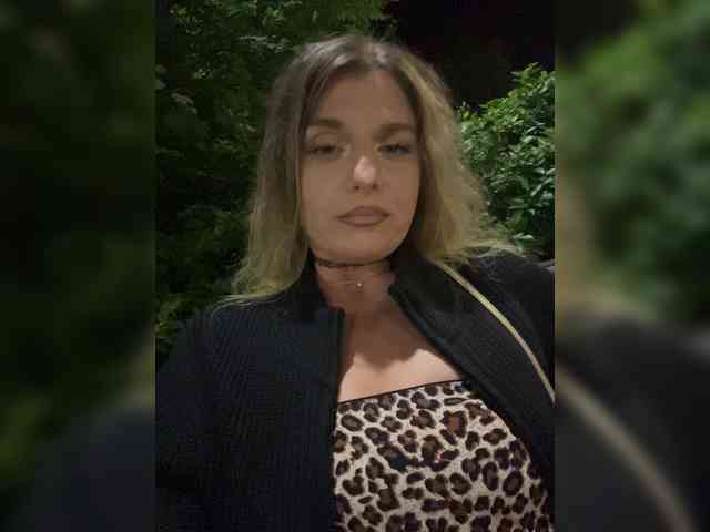 KotiKillerFeaturrrrre webcam