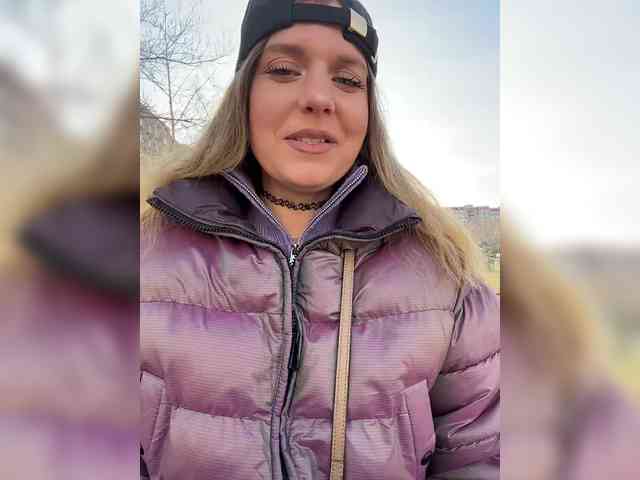 KotiKillerFeaturrrrre webcam