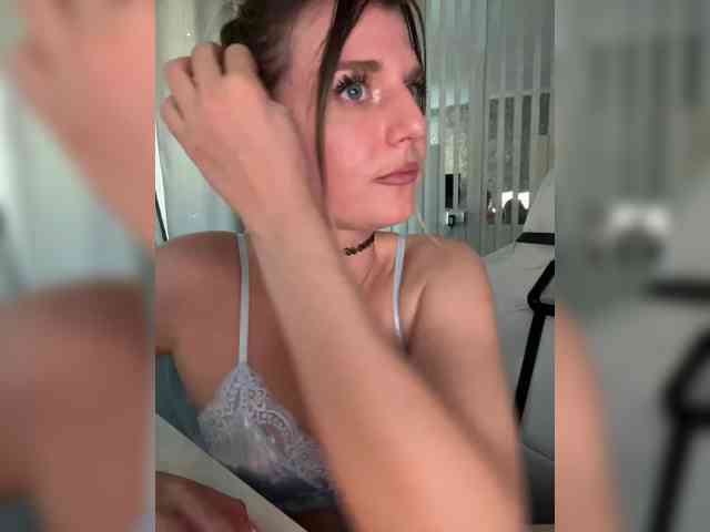 KotiKillerFeaturrrrre webcam