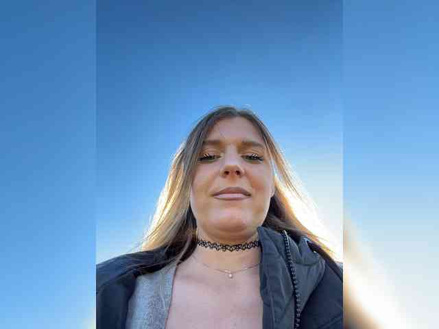 KotiKillerFeaturrrrre webcam