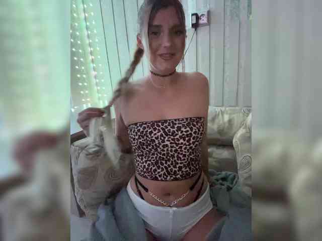 KotiKillerFeaturrrrre webcam