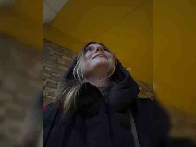KotiKillerFeaturrrrre webcam