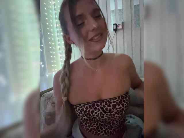 KotiKillerFeaturrrrre webcam