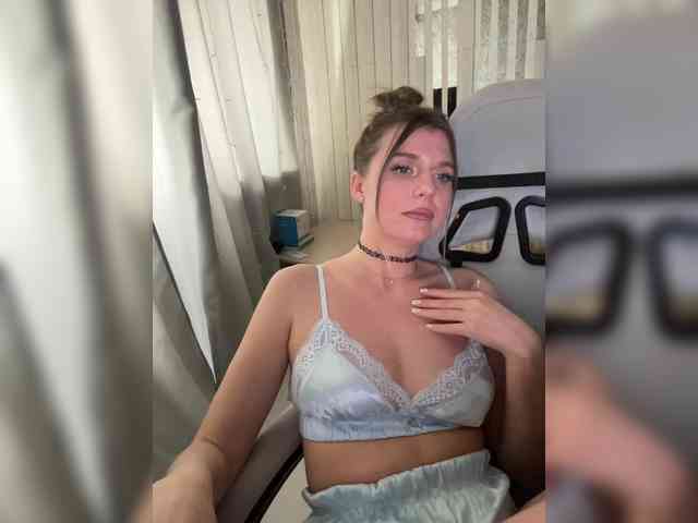 KotiKillerFeaturrrrre webcam