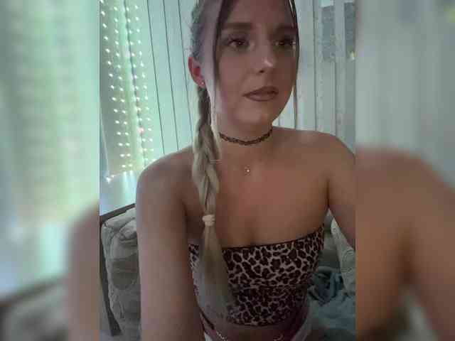 KotiKillerFeaturrrrre webcam