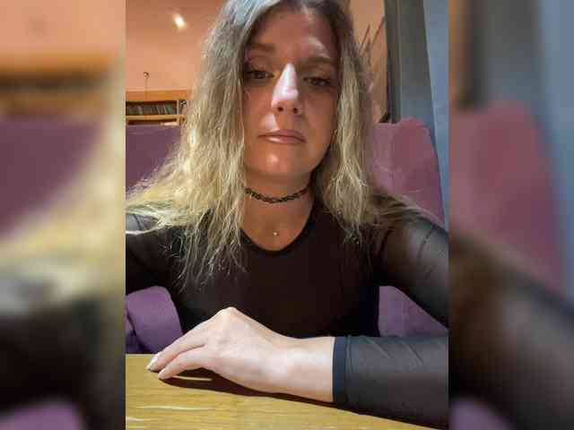 KotiKillerFeaturrrrre webcam
