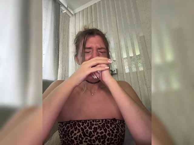 KotiKillerFeaturrrrre webcam