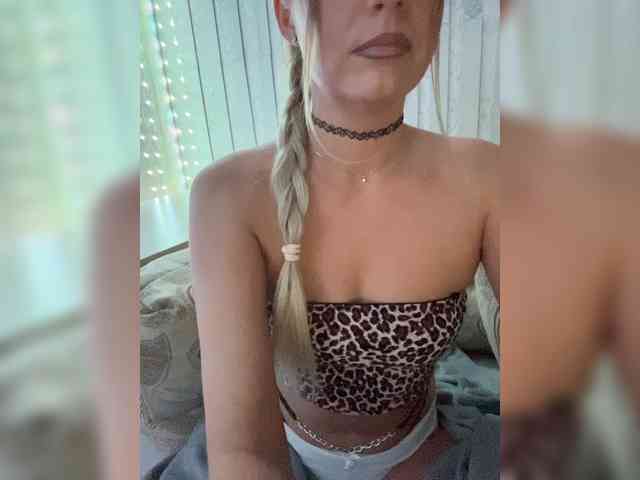 KotiKillerFeaturrrrre webcam