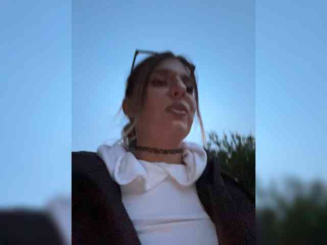 KotiKillerFeaturrrrre webcam