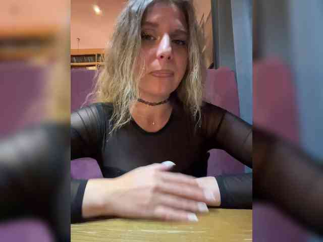 KotiKillerFeaturrrrre webcam