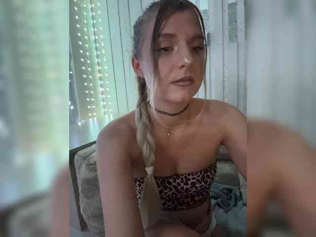 KotiKillerFeaturrrrre webcam