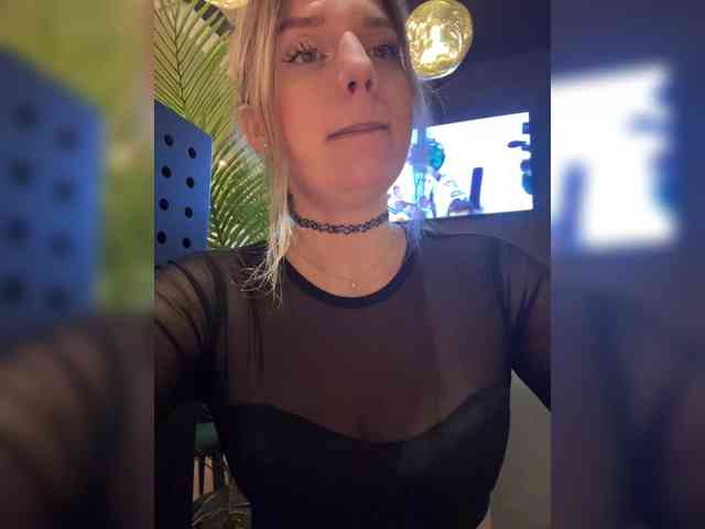 KotiKillerFeaturrrrre webcam