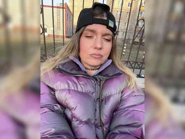 KotiKillerFeaturrrrre webcam