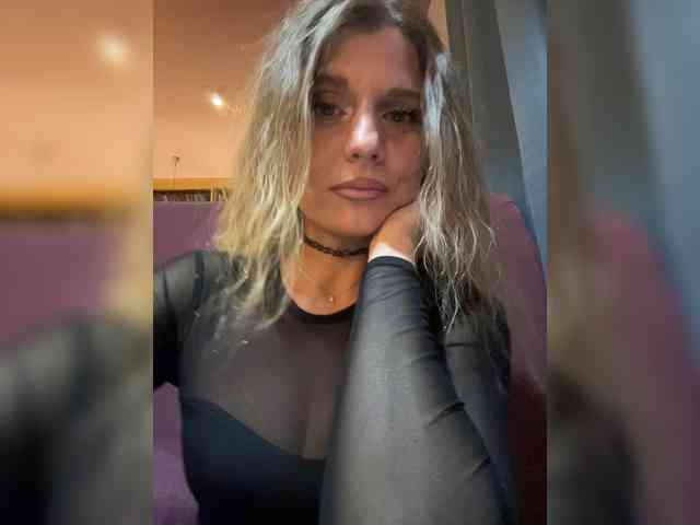 KotiKillerFeaturrrrre webcam