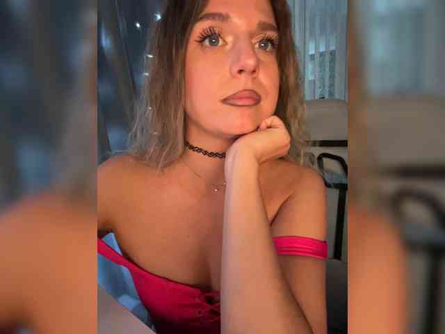 KotiKillerFeaturrrrre webcam