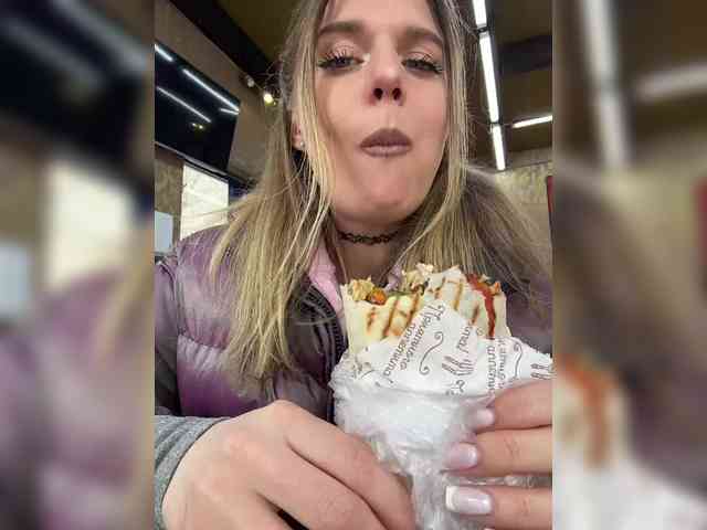 KotiKillerFeaturrrrre webcam