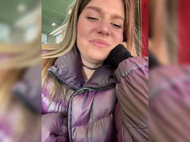 KotiKillerFeaturrrrre webcam